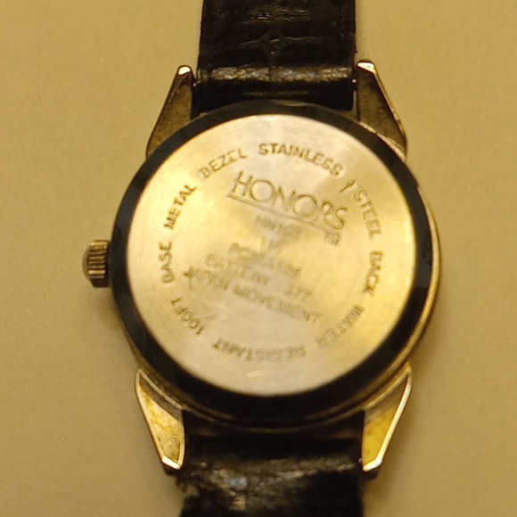 VINTAGE MOONFACE WATCH - Picture 3 of 5